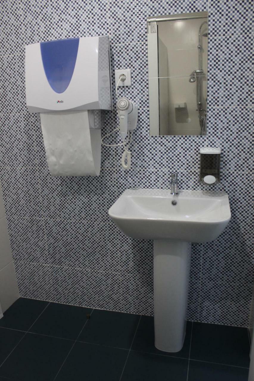 פיגואיירה דה פוז Uau Hostel מראה חיצוני תמונה